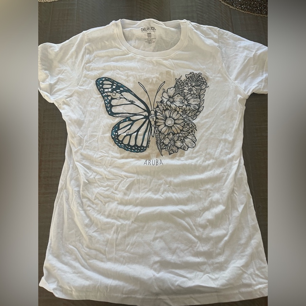 NEW Color Changing Aruba T-Shirt with Butterfly and Floral Design